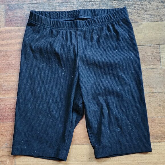 Old Navy Black Spandex Bike Shorts Size Medium - Picture 1 of 7